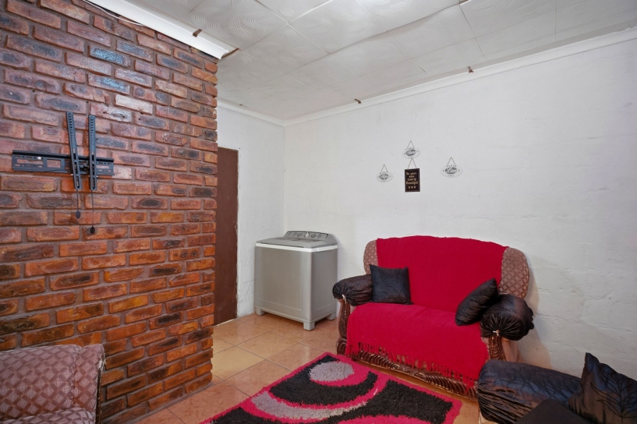 2 Bedroom Property for Sale in Missionvale Eastern Cape